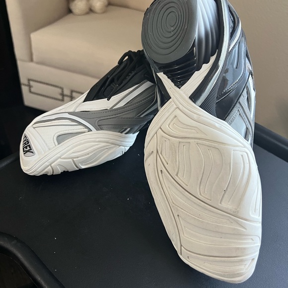 Balenciaga designer women tennis shoes size 39 - Picture 4 of 7